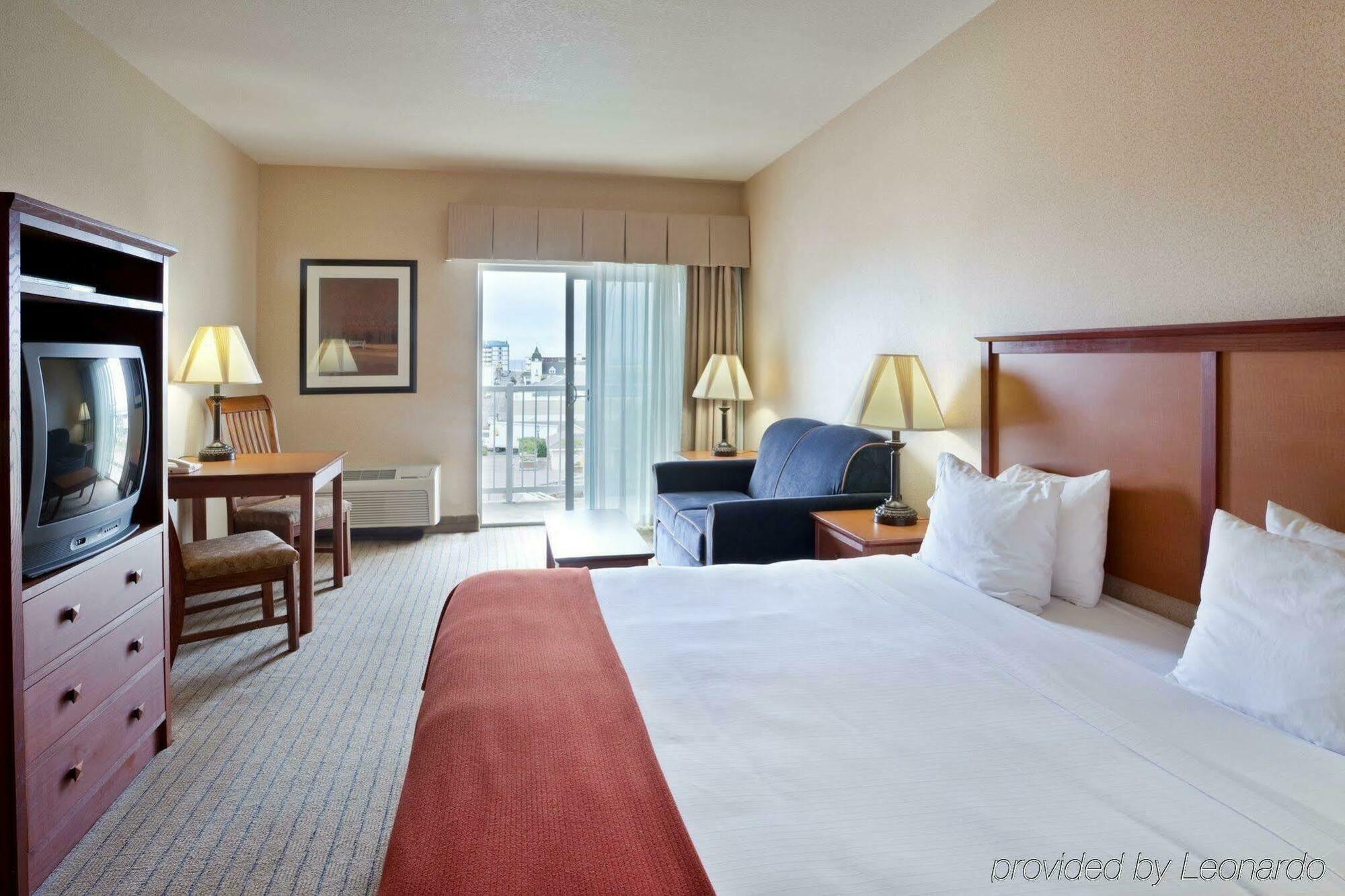 Holiday Inn Express Hotel & Suites Seaside Convention Center By Ihg Exterior foto